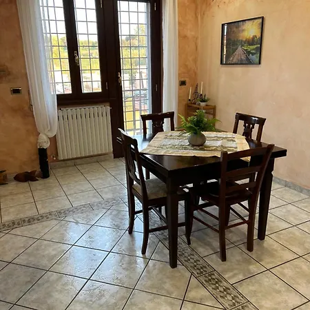 Roccis Evergreen House Apartment Acilia