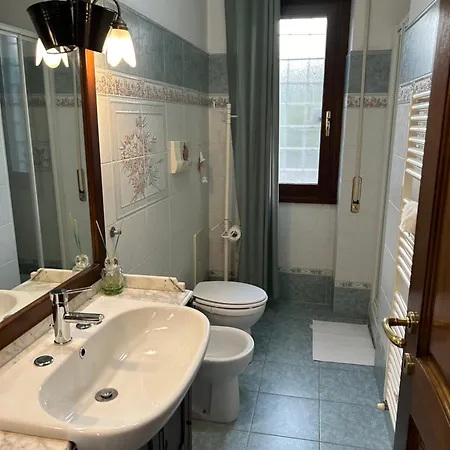 Roccis Evergreen House Acilia