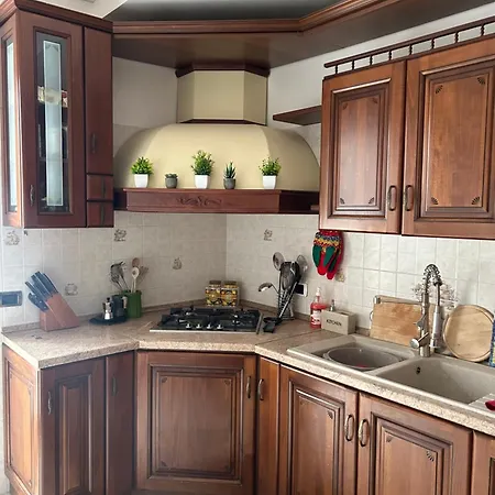 Roccis Evergreen House Acilia